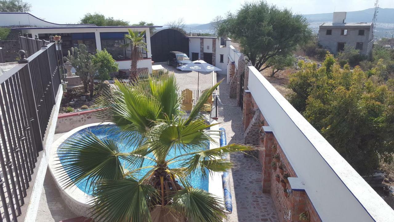La Casona Azul Bed N Breakfast Santa Rosa de Jauregui Buitenkant foto