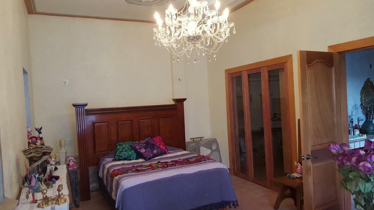 La Casona Azul Bed N Breakfast Santa Rosa de Jauregui Buitenkant foto