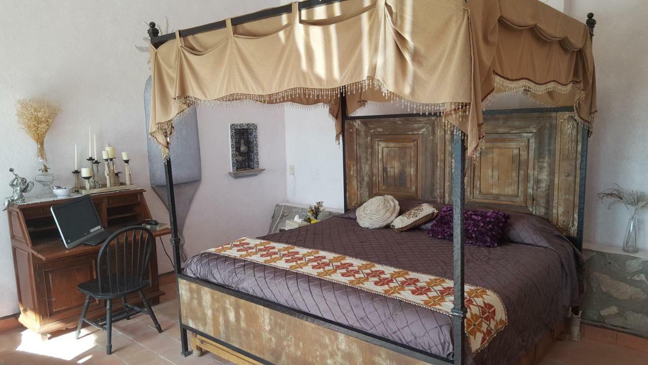 La Casona Azul Bed N Breakfast Santa Rosa de Jauregui Buitenkant foto